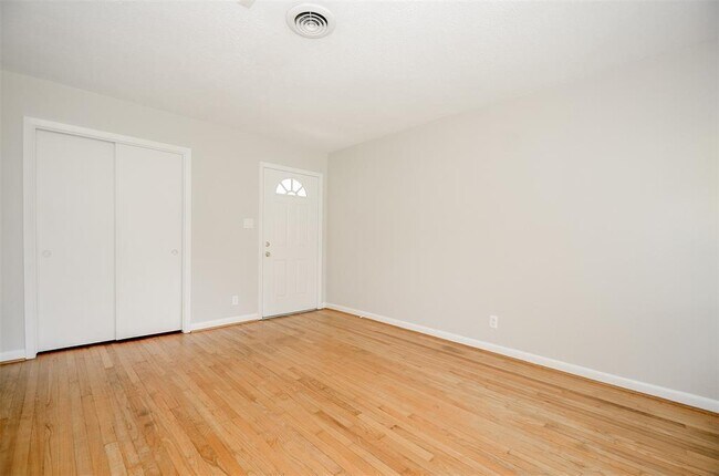 Building Photo - 4410 Spellman Rd