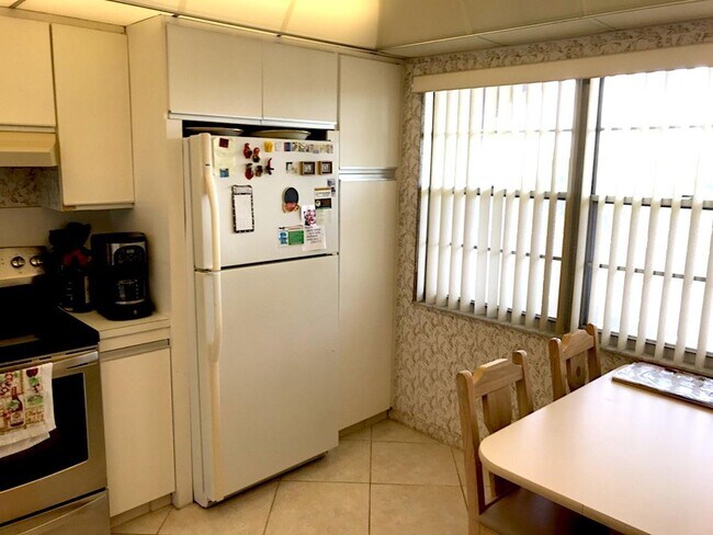 Foto del edificio - 3204 Portofino Point