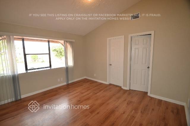 Foto del edificio - 22763 Meridiana Dr