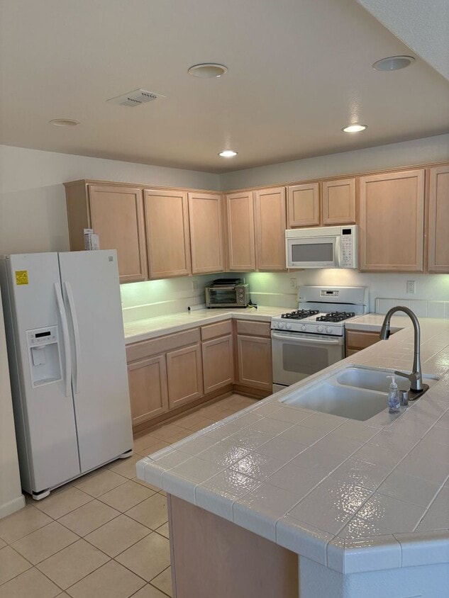 Primary Photo - Beautiful & Bright Home in Peaceful 55+ Sa...
