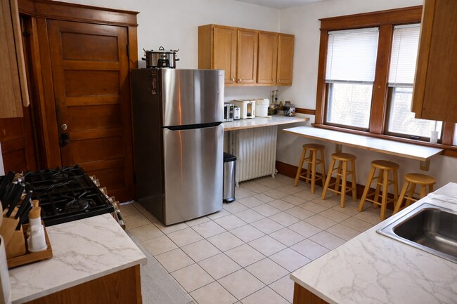 Foto del edificio - 3024 N Cramer St