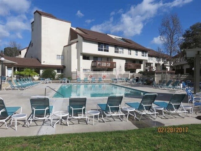 Foto del edificio - Lovely Mission Valley condo