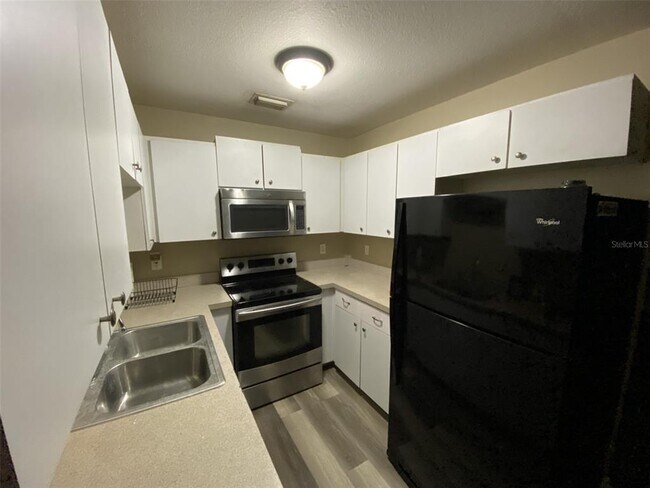 Foto del edificio - 5933 67th Ave N