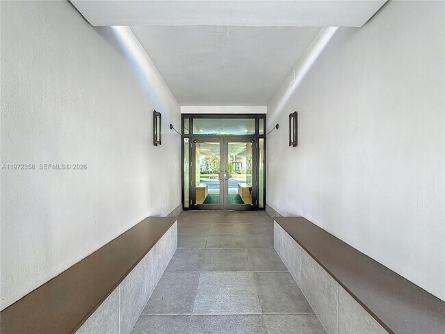 Foto del edificio - 1350 River Reach Dr