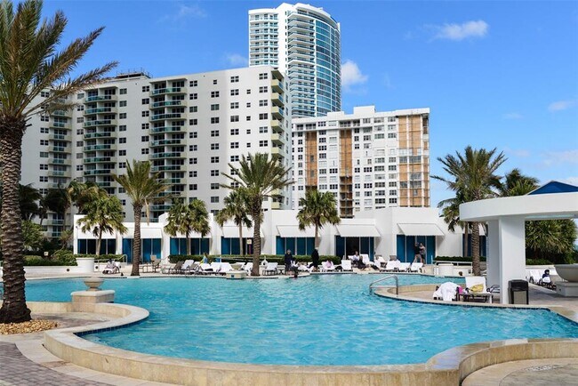 Foto del edificio - 3101 S Ocean Dr