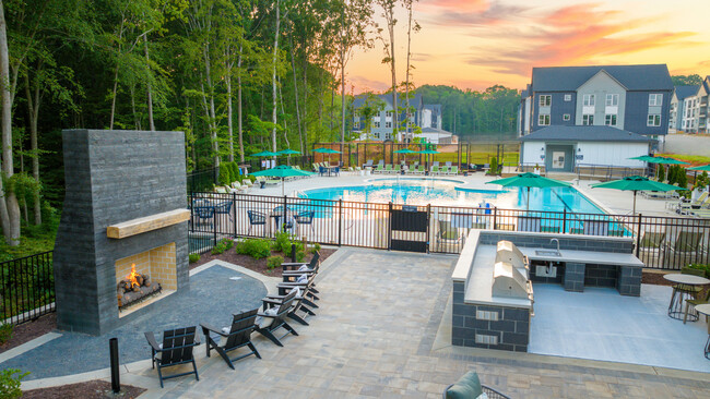 Elan Research Park - 5200 Oxford Pond Dr Charlotte, NC - Apartments for ...