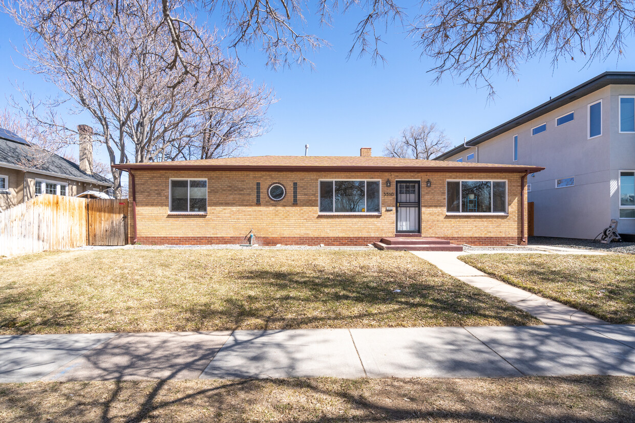 Foto principal - 3510 N Columbine St