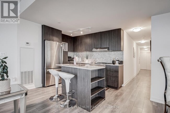 Building Photo - 2520 Eglinton Ave W