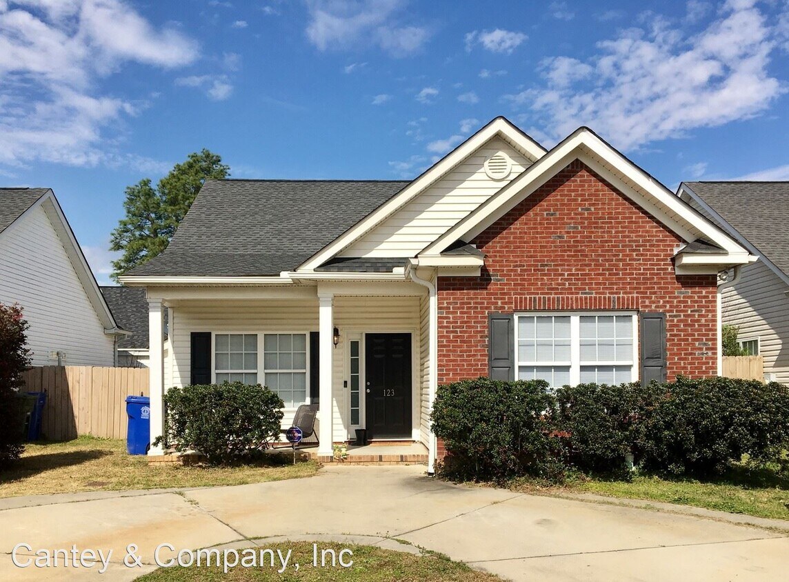 Foto principal - 3 br, 2 bath House - 123 Amelia Forest Lane