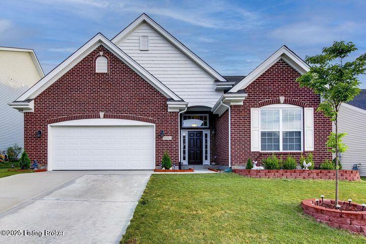 Foto principal - 16982 Green Crest Ln