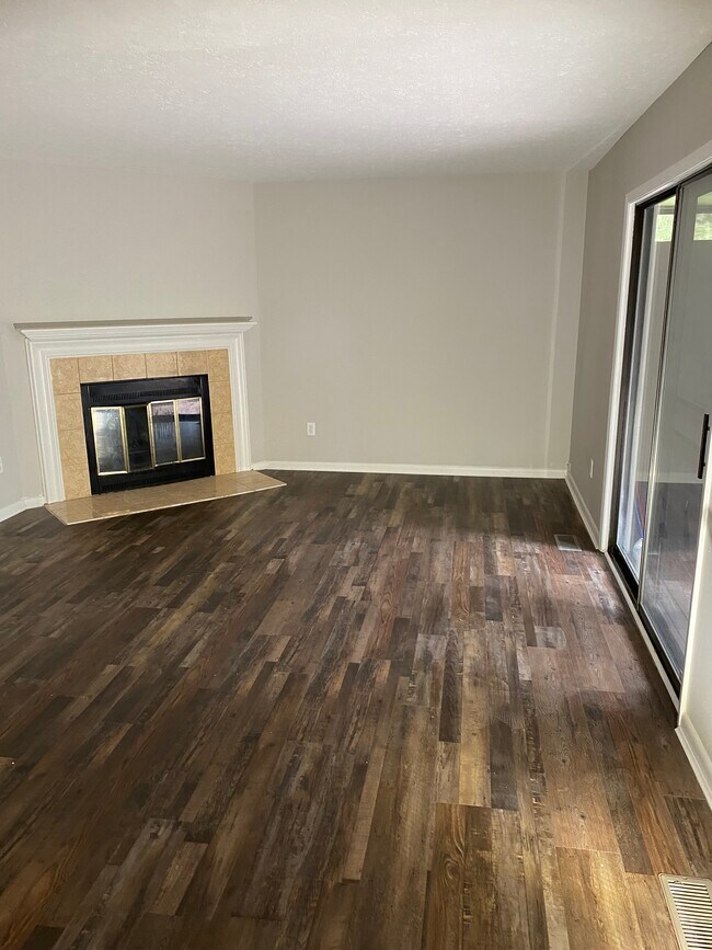 8555 Island Pines Dr, Maineville, OH 45039 Townhome Rentals in