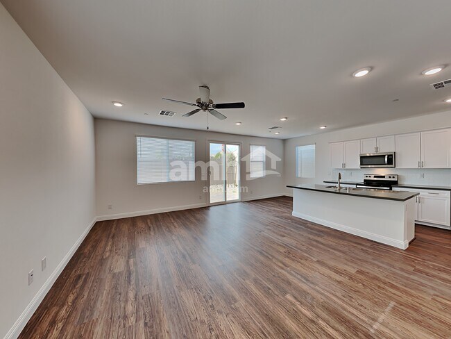 Building Photo - 10081 Aconitum Ct