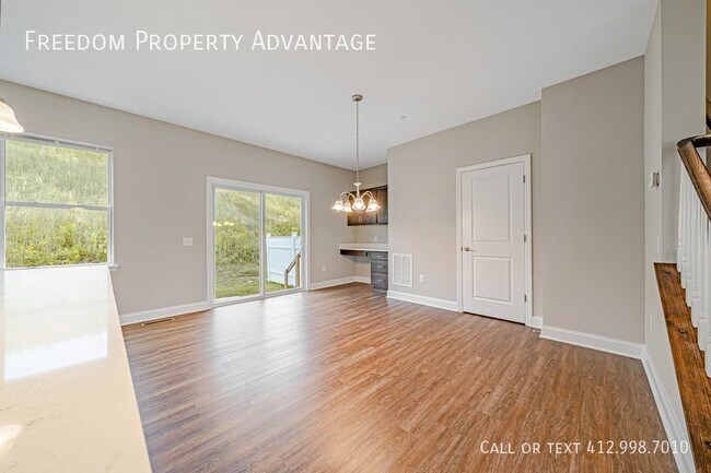 Foto del edificio - Arden Farms - 3BD Townhome - 80 Hawthorne