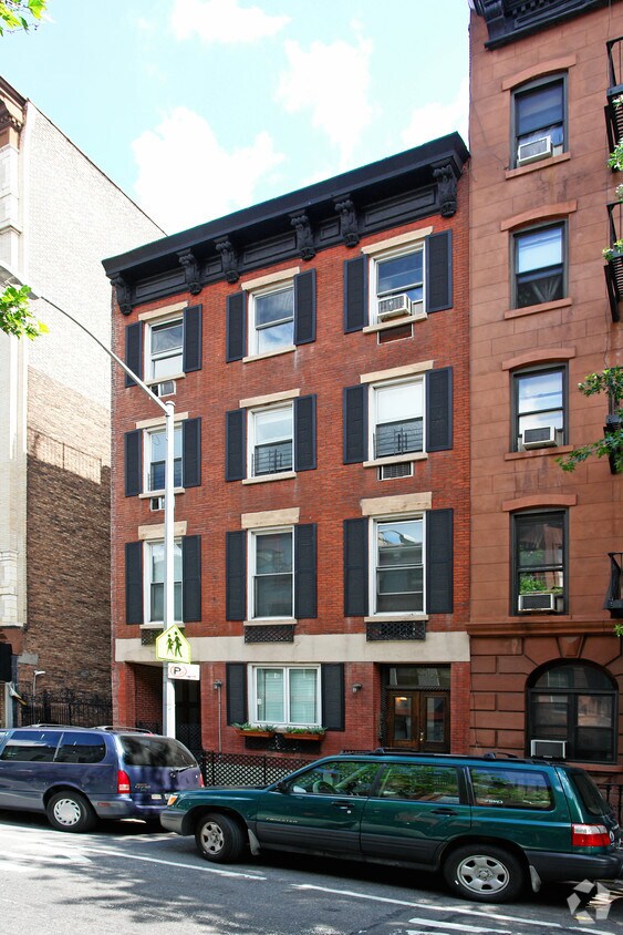 Building Photo - 259 W 21st St