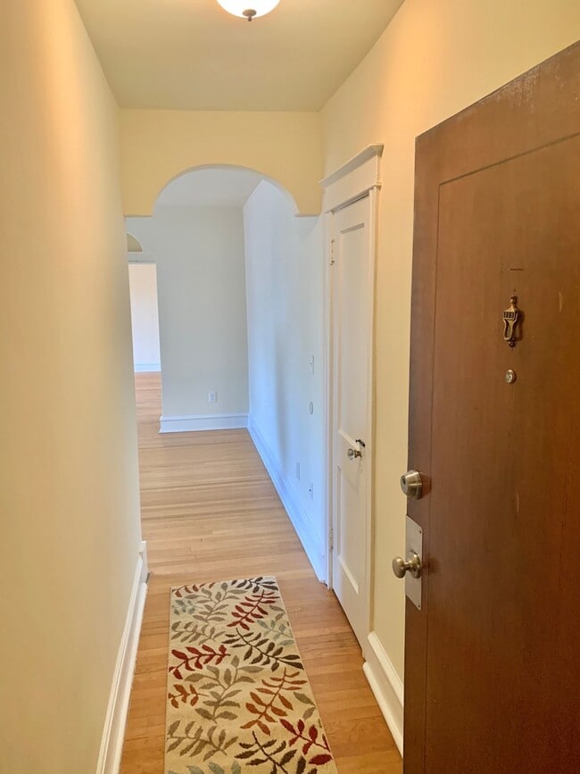 Building Photo - Ridley Manor