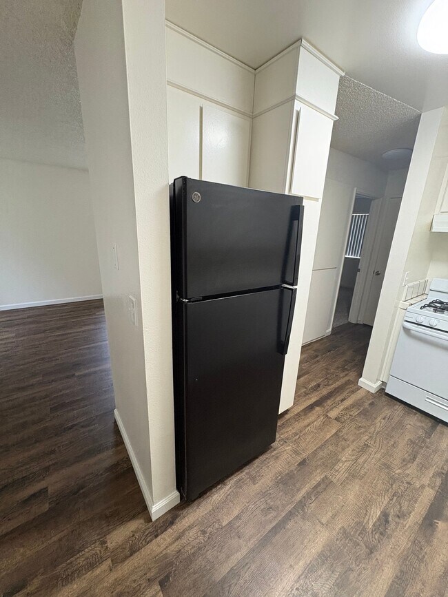 Foto del edificio - 5244 Hackberry Ln