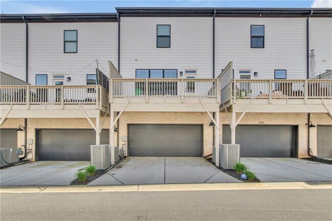 Foto del edificio - 3171 Kincaid Dr