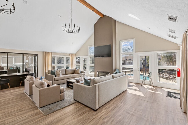 The Stockwell Apartments apartments — community photo - The Stockwell Apartments