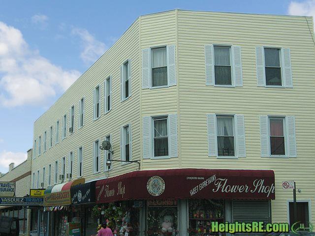 Foto principal - 1833 Westchester Ave