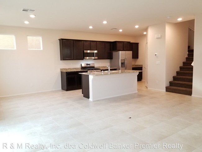 Foto del edificio - 4 br, 3 bath House - 5269 Ardley Ave