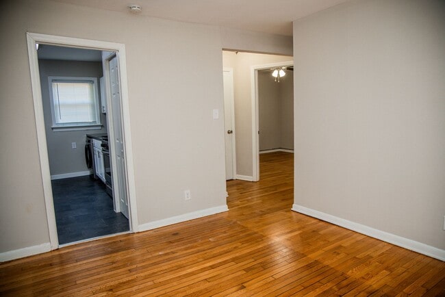 Foto del edificio - 1905 Grayland Ave