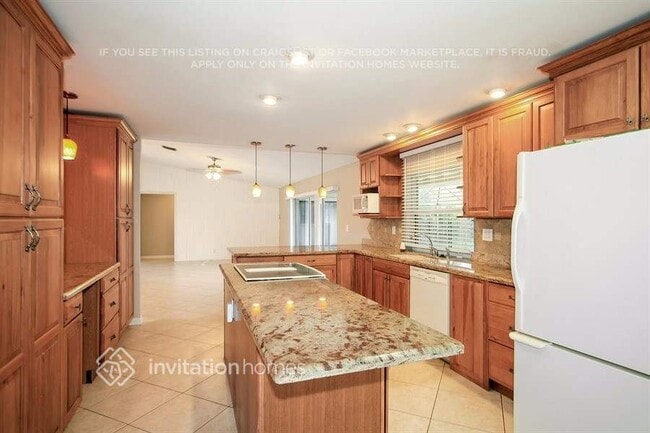 Building Photo - 11179 NW 18th Ct