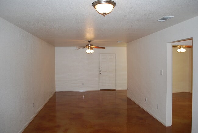 Foto del edificio - 922 RW