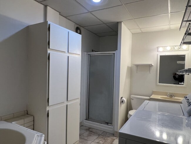 Foto del edificio - 211 N Queen St