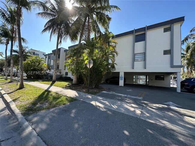Foto del edificio - 3582 NE 171 St