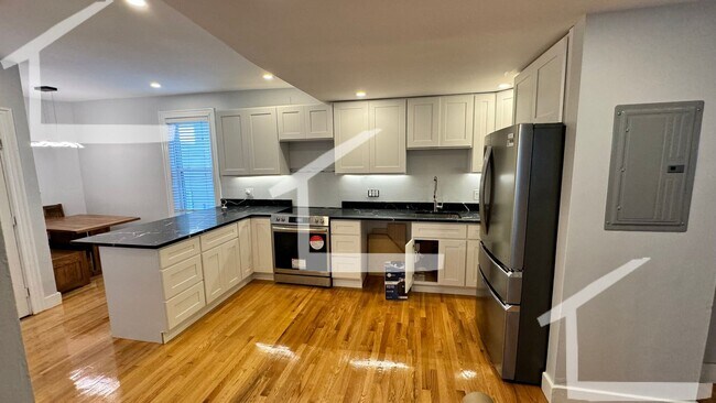 Foto del edificio - Allston 5-bed