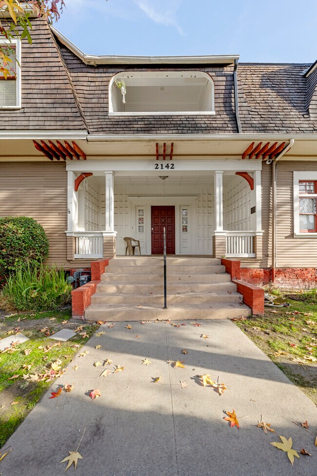 Foto del edificio - 2142 Portland St