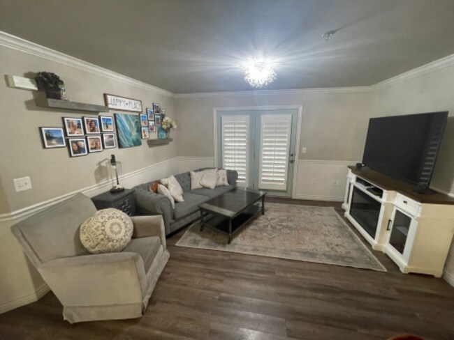 Building Photo - 685 S 2220 W