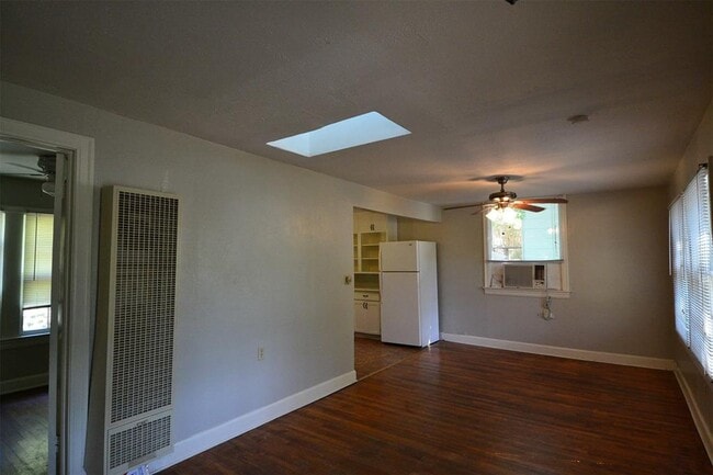Building Photo - 3408 Lafayette Ave