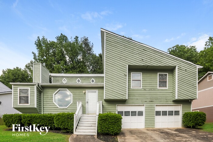 Primary Photo - 1389 Millstream Trail NW