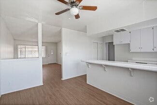 Building Photo - 14518 Berendo Ave