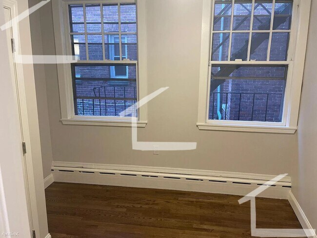 Foto del edificio - 3 br, 1 bath Condo - 1712 Beacon St Apt 1E...