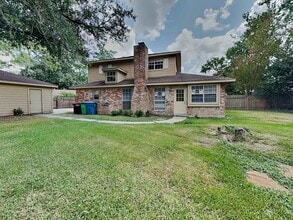 Building Photo - 23923 Spring Elms Dr
