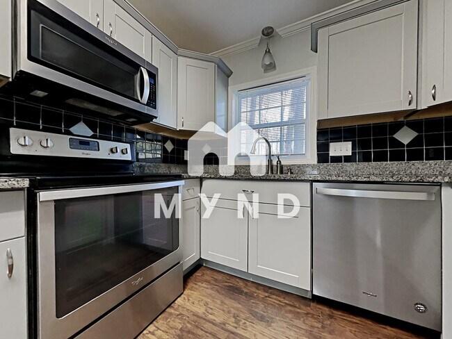 Building Photo - 4811 Mcalpine Ln
