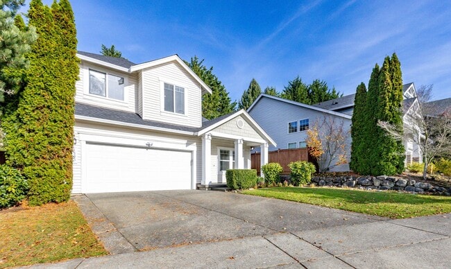 Building Photo - 4 Bedroom Lakeland Hills Home