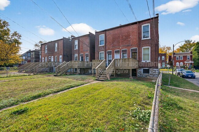 Building Photo - 551 Bates St