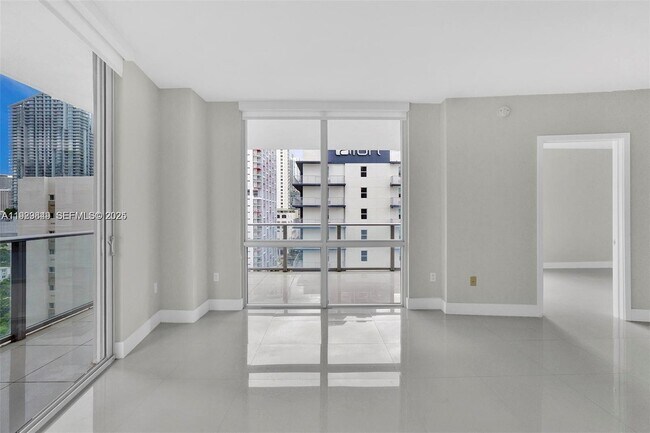 Foto del edificio - 1010 SW 2nd Ave