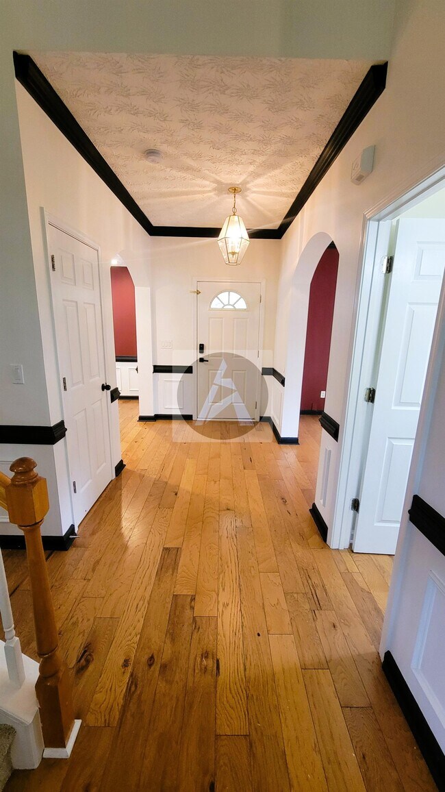 Foto del edificio - 3430 Palm Cir