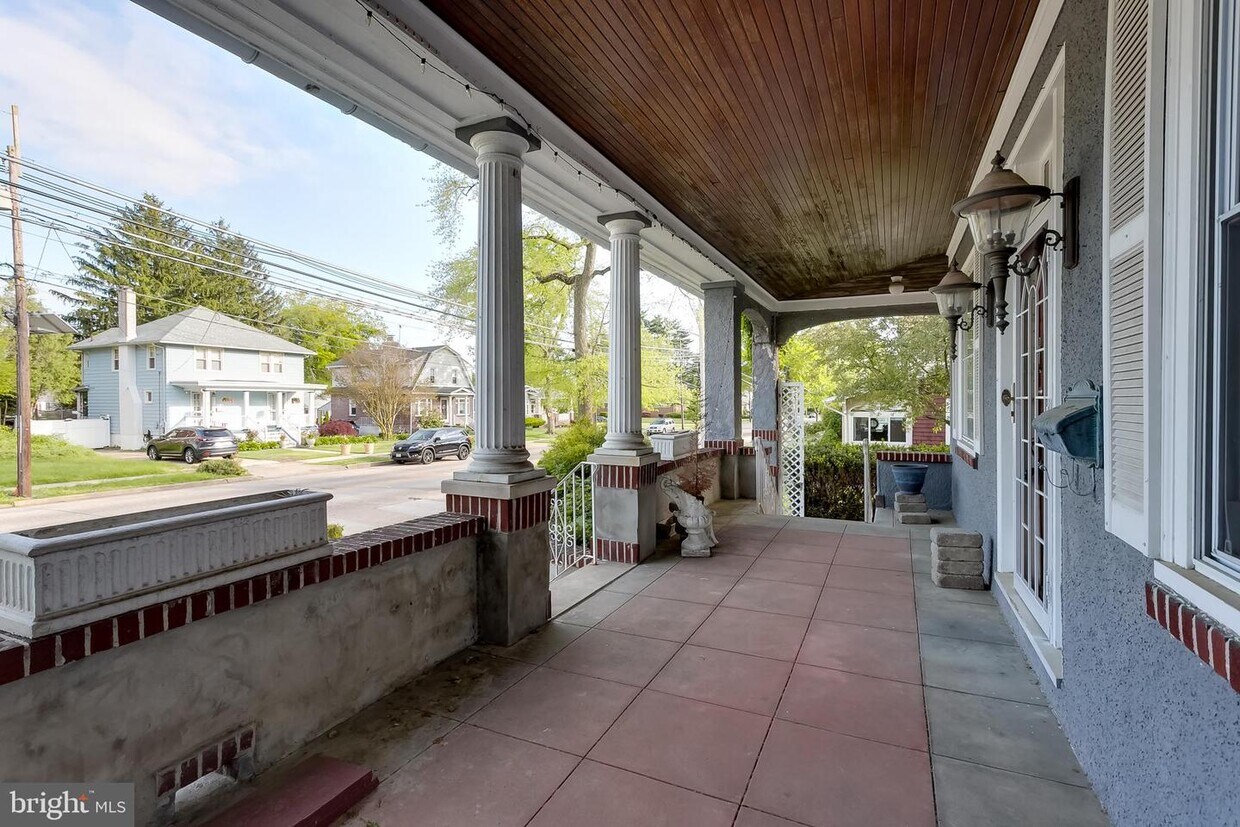 Foto principal - 4727 Browning Rd