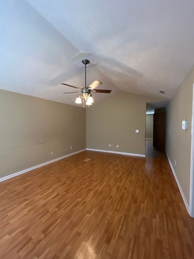 Building Photo - Buchanan Estates in Christiana!