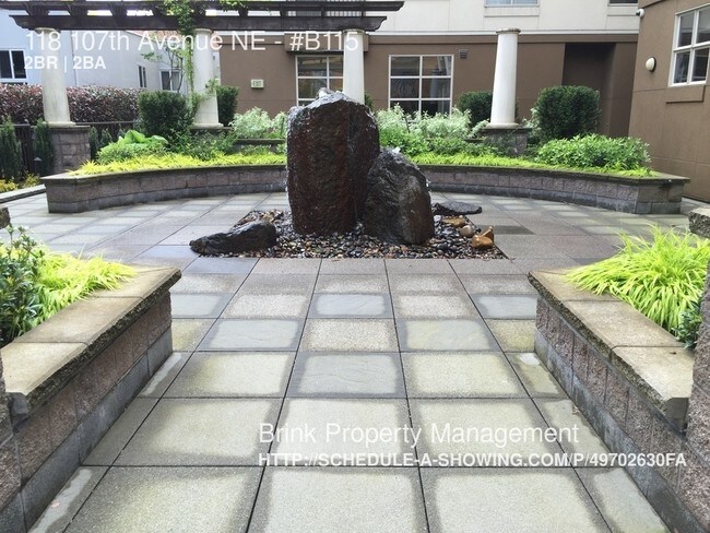 Foto del edificio - 118 107th Ave NE