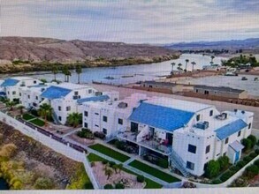 Building Photo - 1663 AZ-95