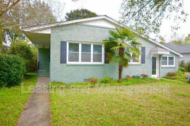 Building Photo - 64 Devereaux Ave