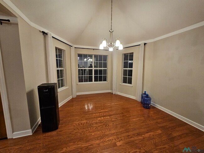 Foto del edificio - 212 Wilmington Cir