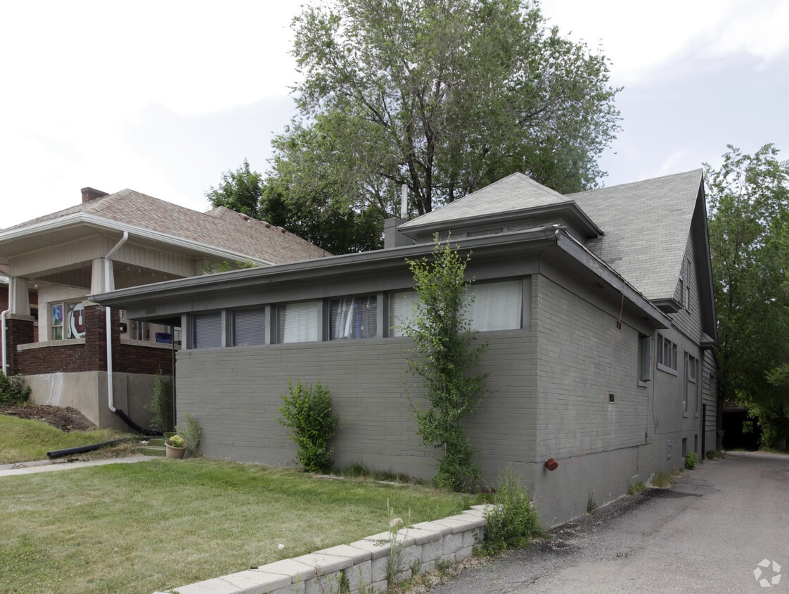 Building Photo - 1260 E 500 S