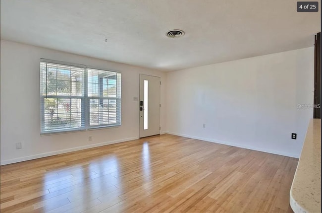 Building Photo - 7355 Cass Cir